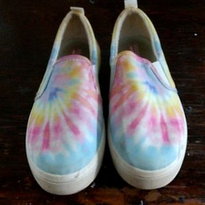 Skechers,9,tie dye